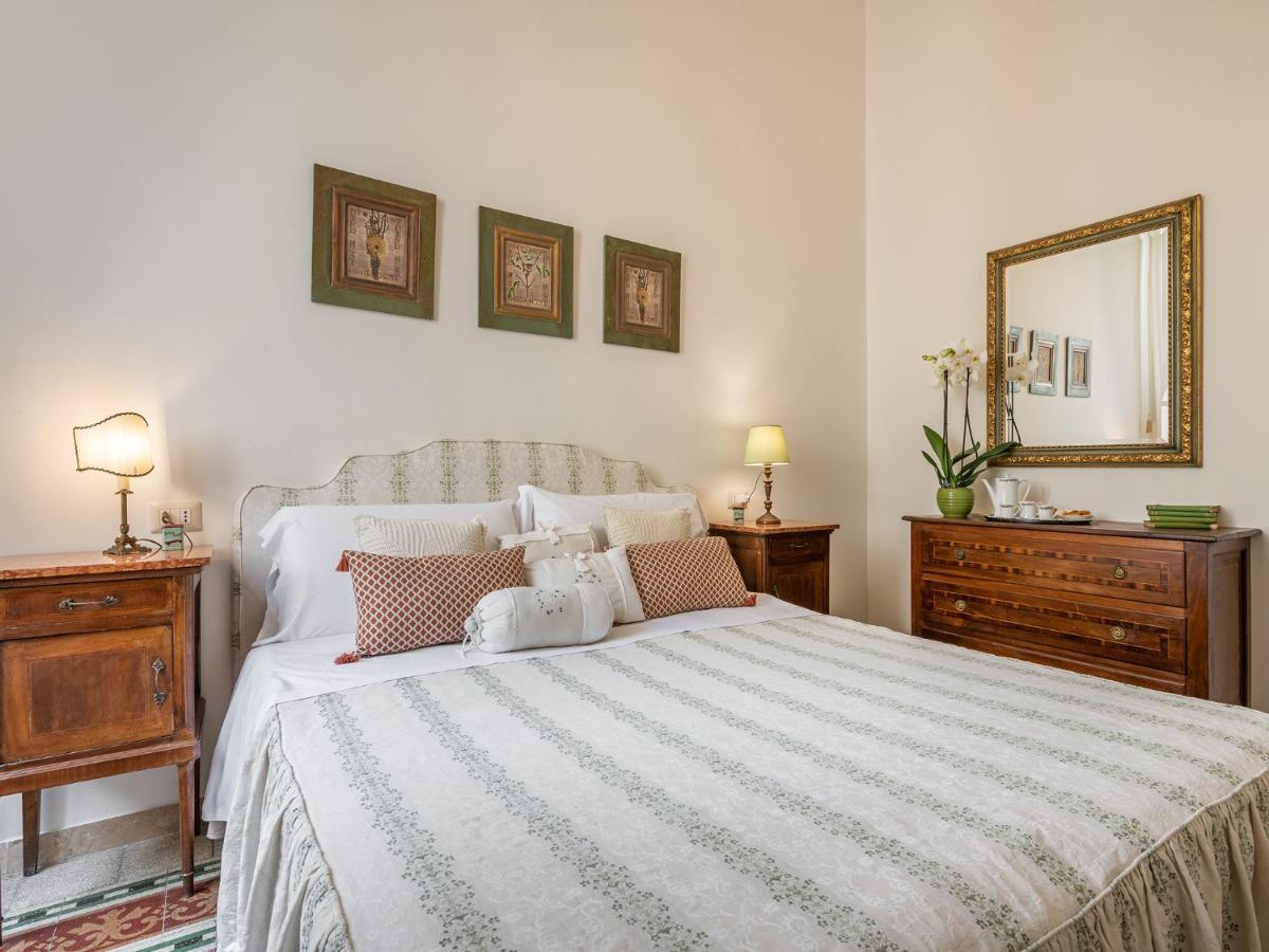 Bed and Breakfast Palazzo Santa Caterina Доргали Экстерьер фото